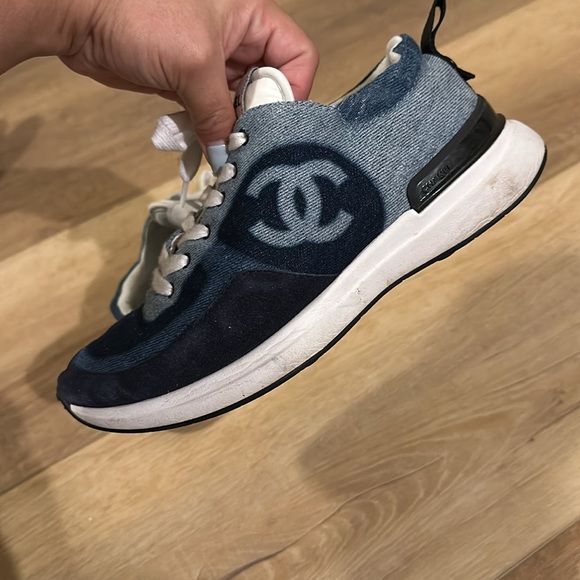 Chanel Denim Suede Calfskin Womens CC Sneakers Size 37 Dark Blue - Picture 6 of 10